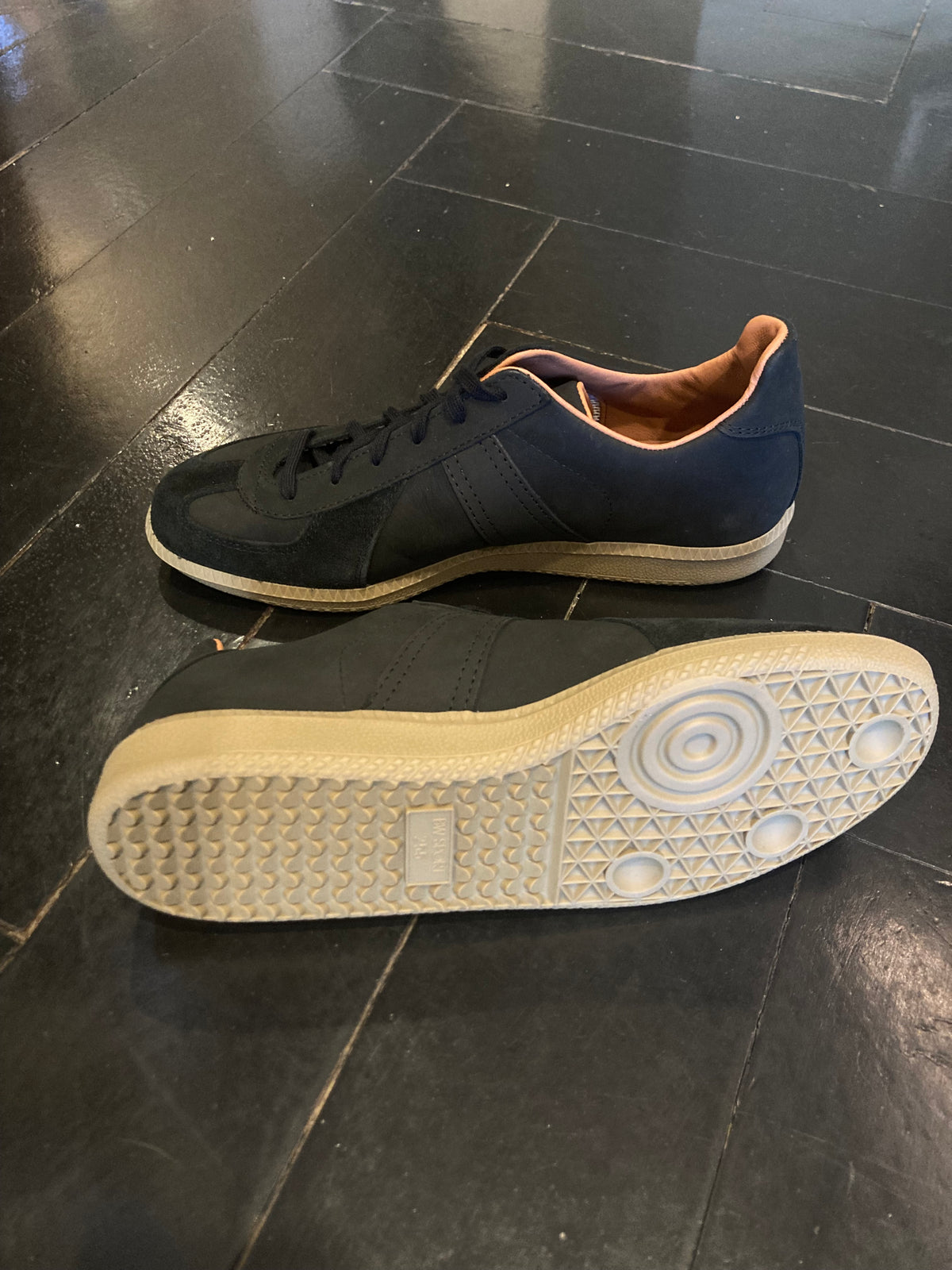 German Army Trainer - Black nubuk