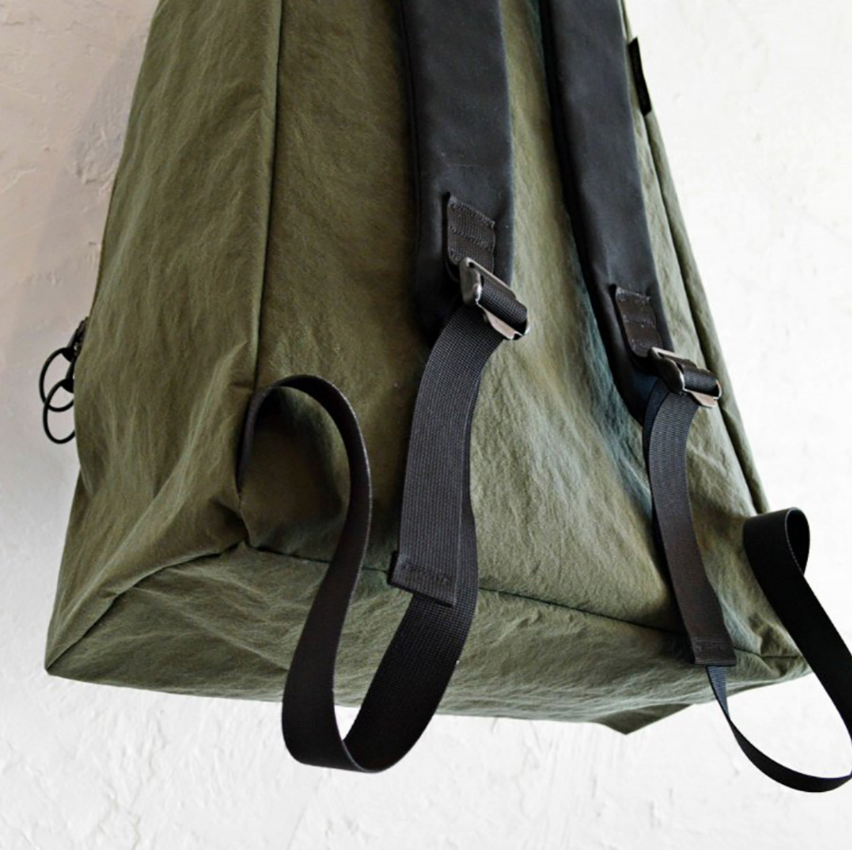 Ultra leichter Day Pack L - olive