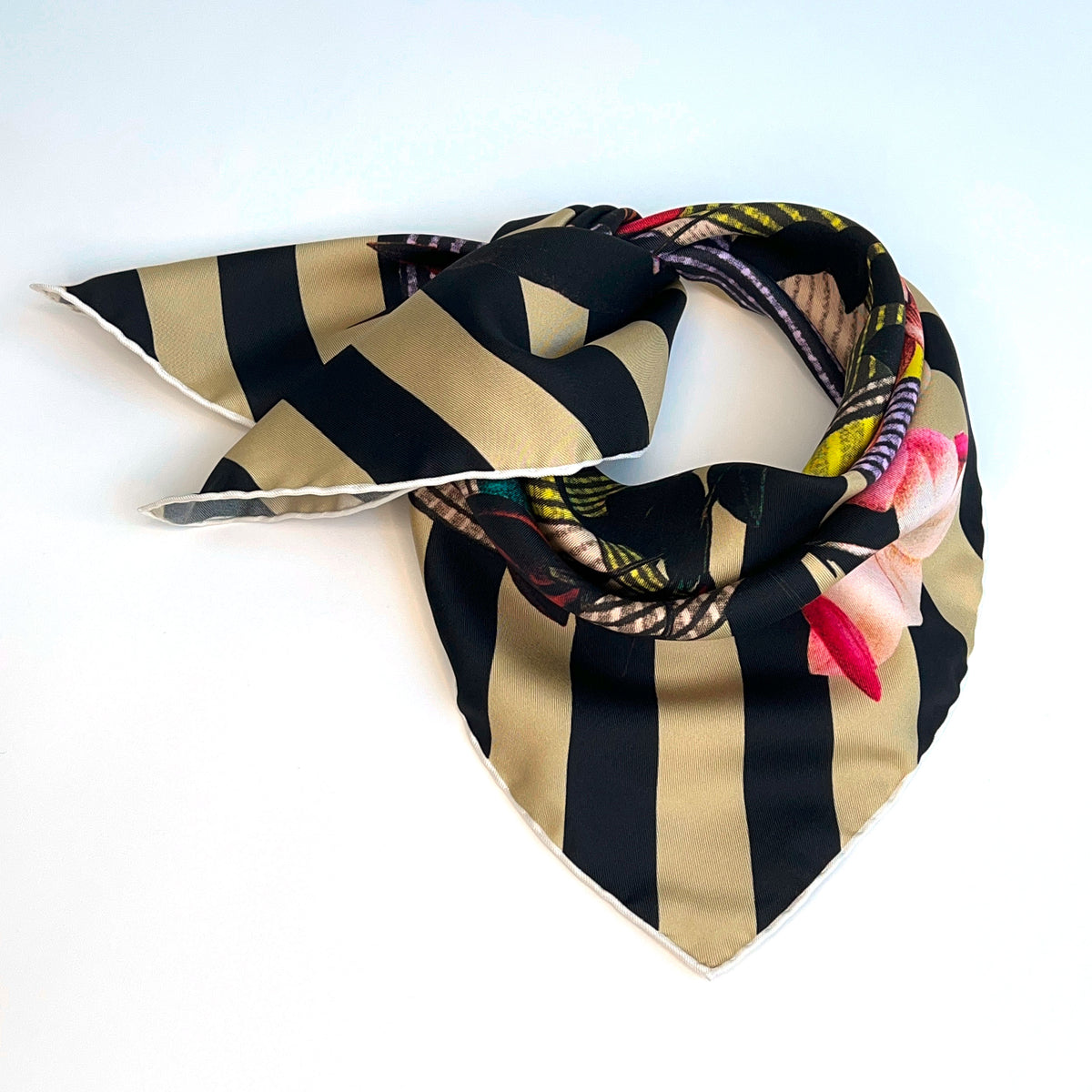 Nikki Foulard FLORAMOR pale olive