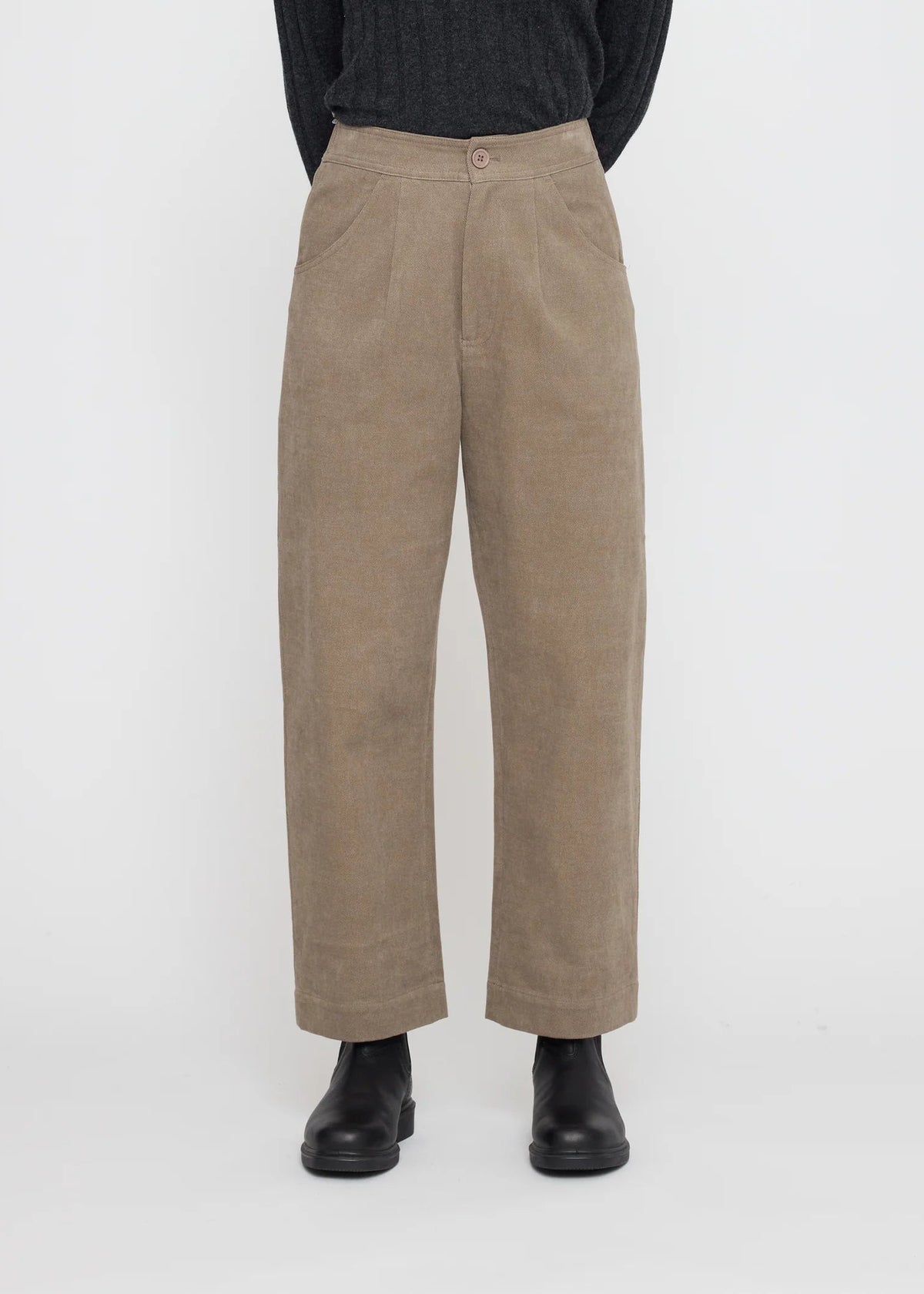 Unisex Curve Legged Hose - umber