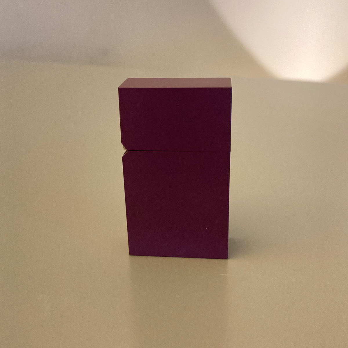 Feuerzeug Hard Edge - bordeaux