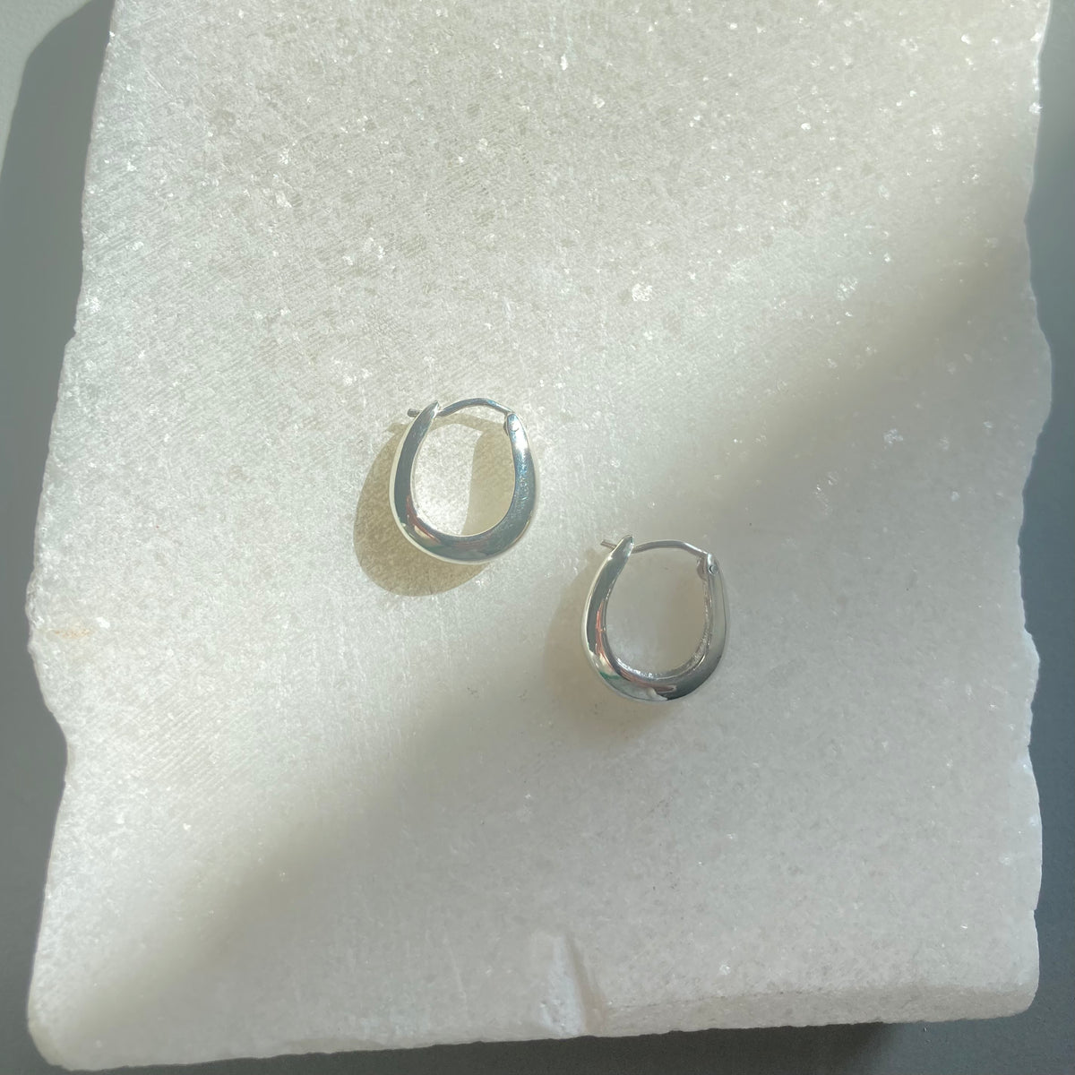 Ohrringe Classic Small Hoops