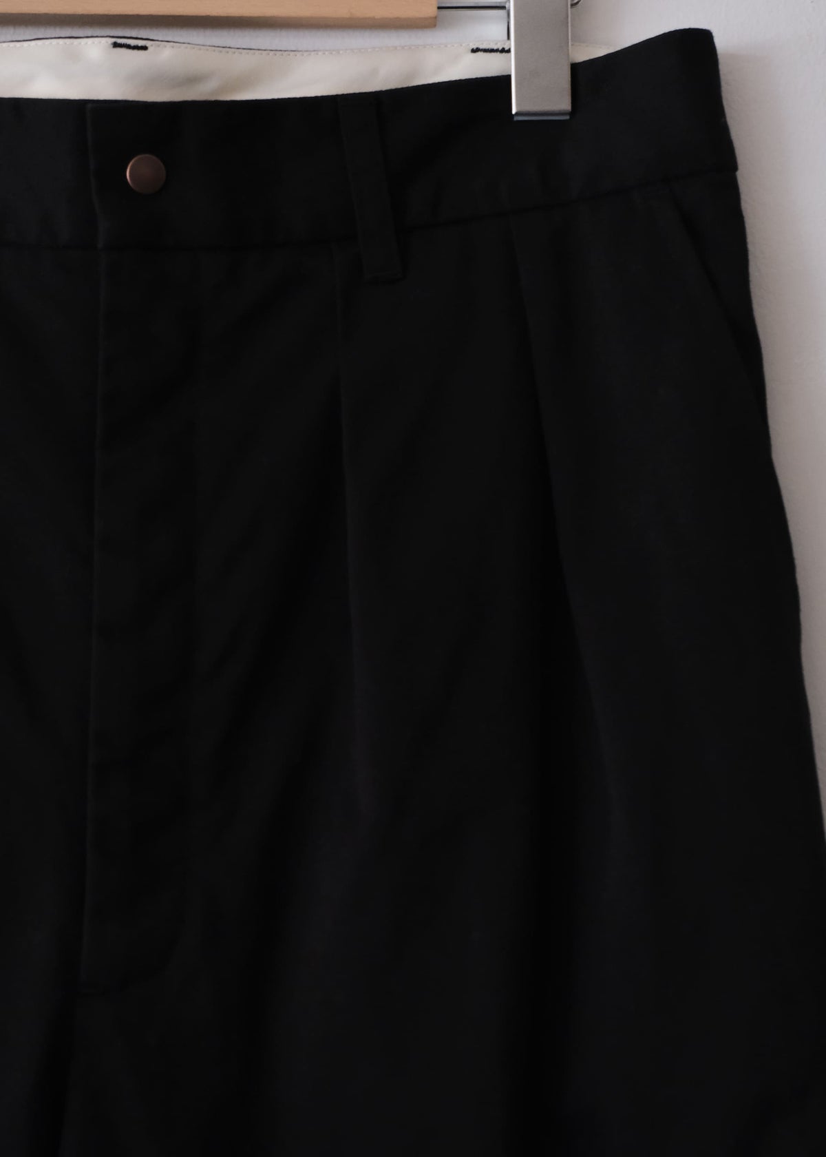 Hose 2 Tuck schwarz